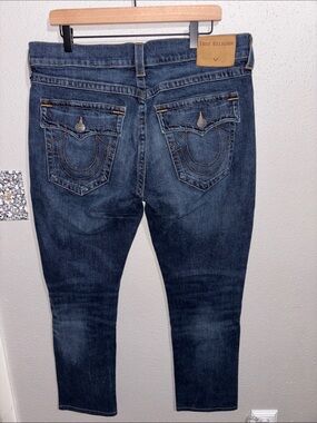 True Religion - Men's “Ricky Relaxed Straight jeans (36 x 29)